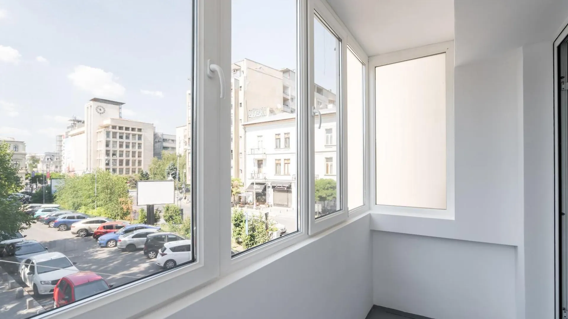 Majestic Downtown Apartment Bucharest 0*,