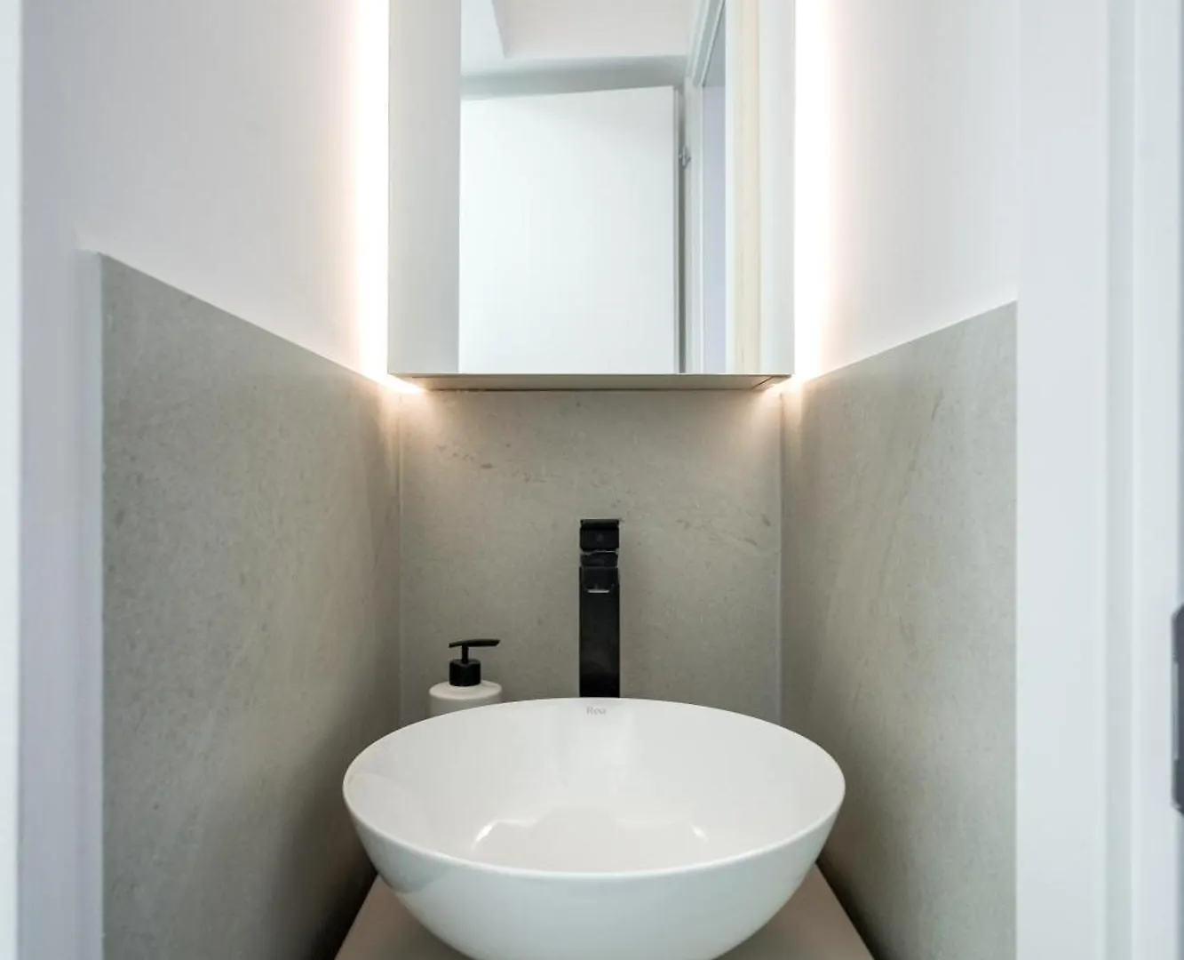 Majestic Downtown Apartment Bucharest