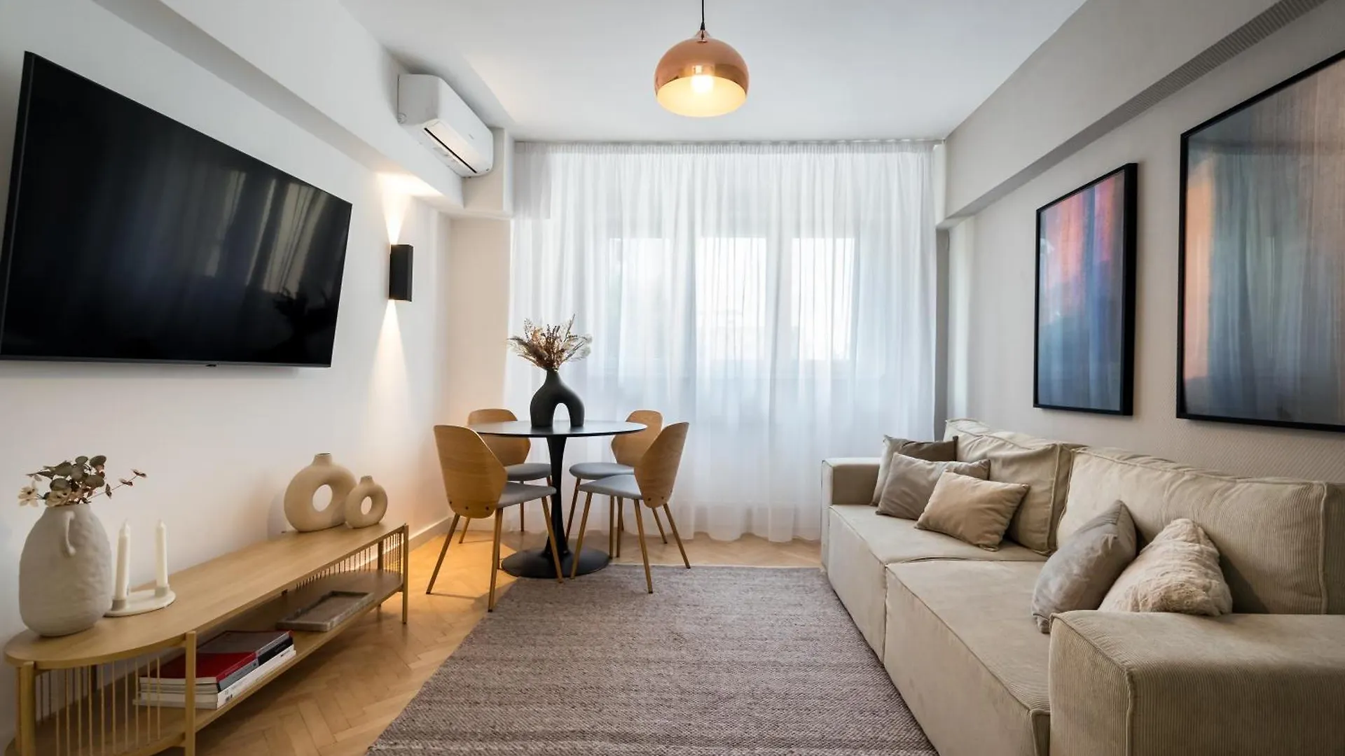 Majestic Downtown Apartment Bucharest